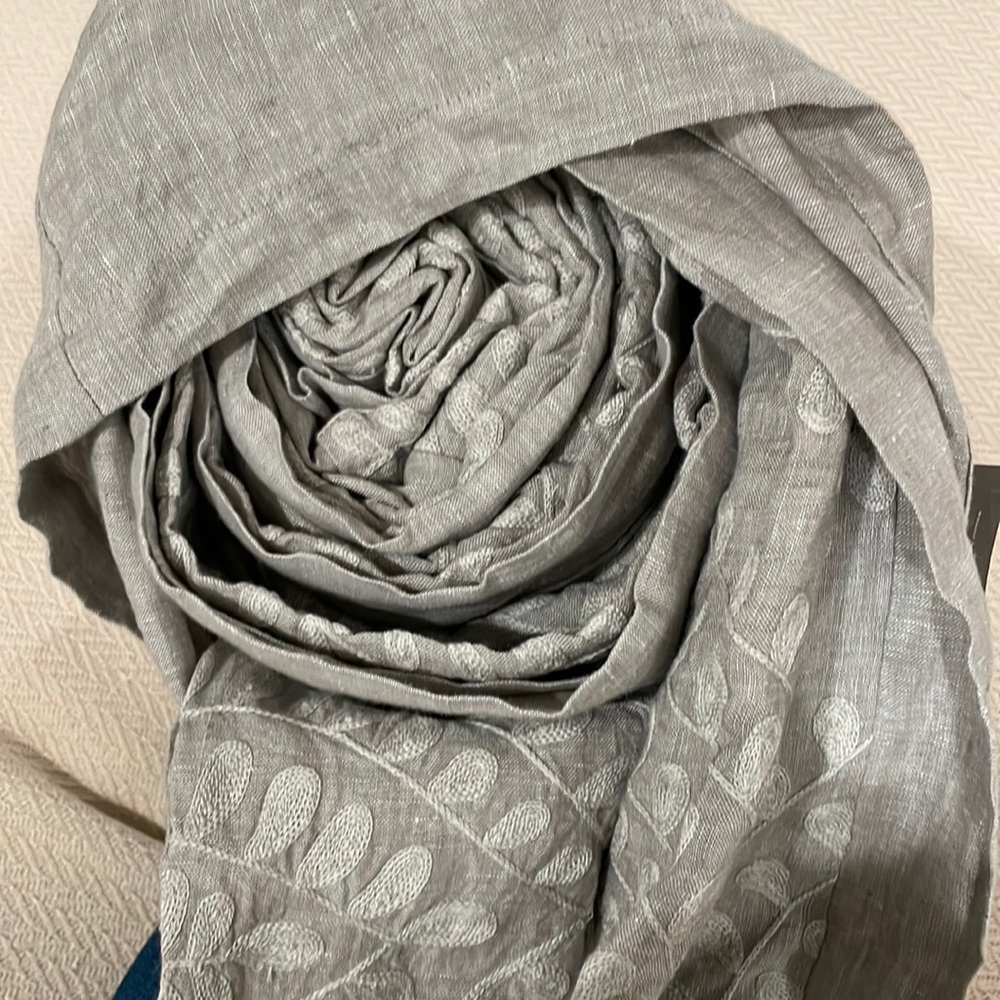 Restoration Hardware  California King PALMETTE EMBROIDERED LINEN DUVET COVER